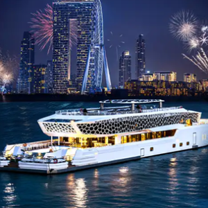 MEGA YACHT FIVE STAR MARINA